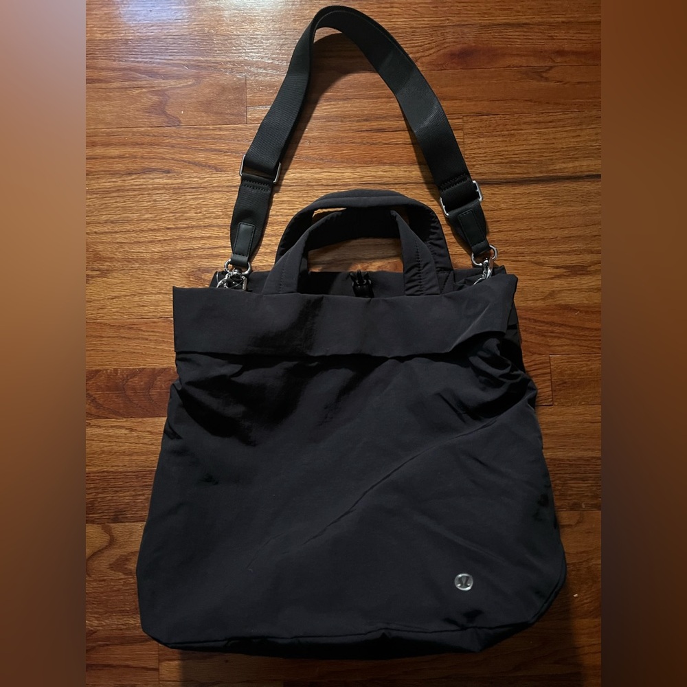 Lululemon On My Level Bag 2.0